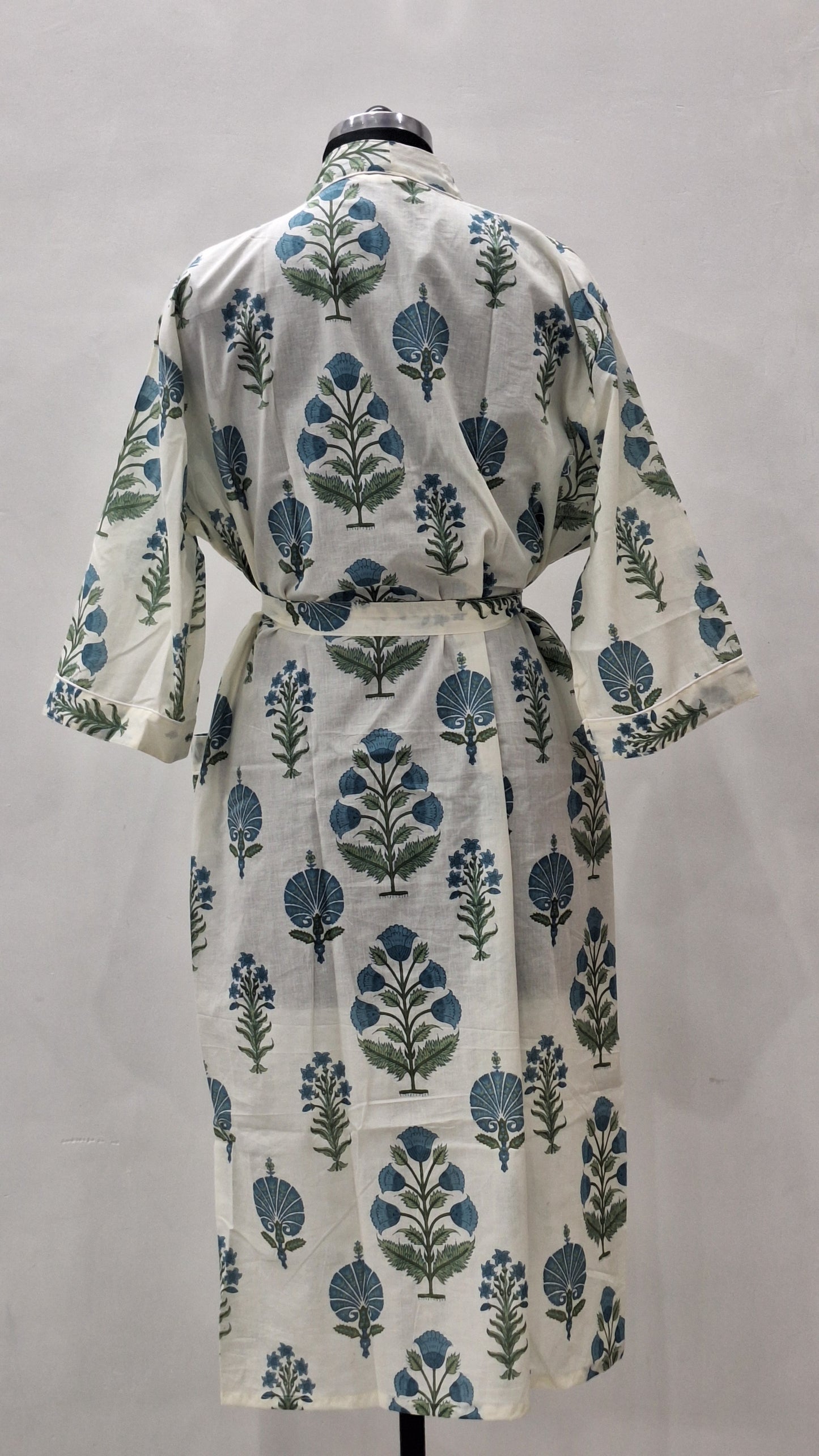 Beautiful buta printed cotton bathrobe