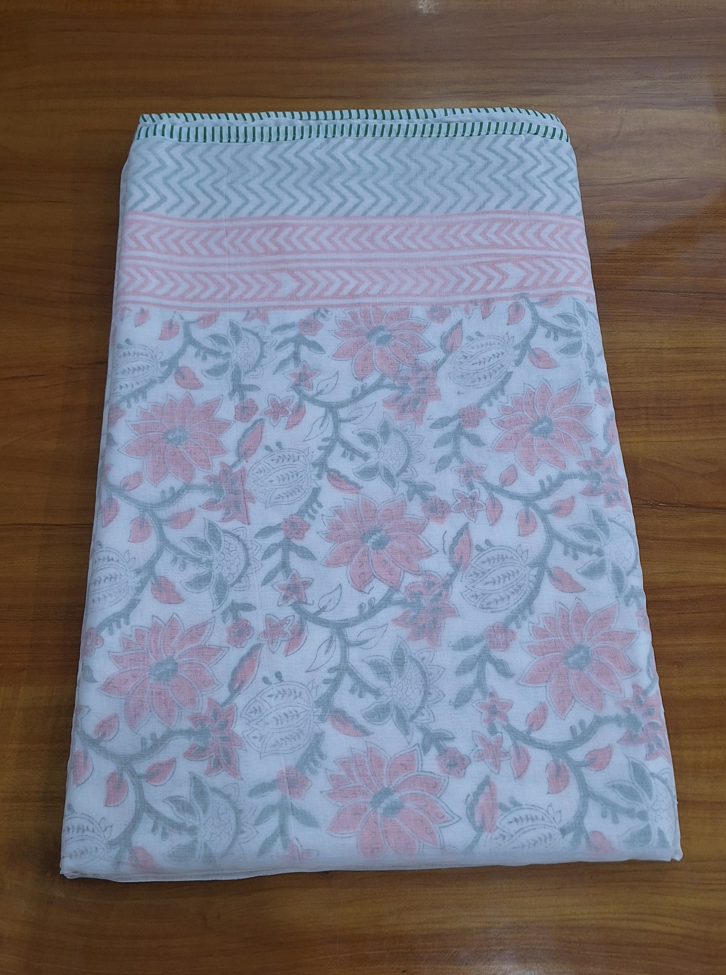 Beautiful Pink Kitti Jaal Printed Cotton Dohar