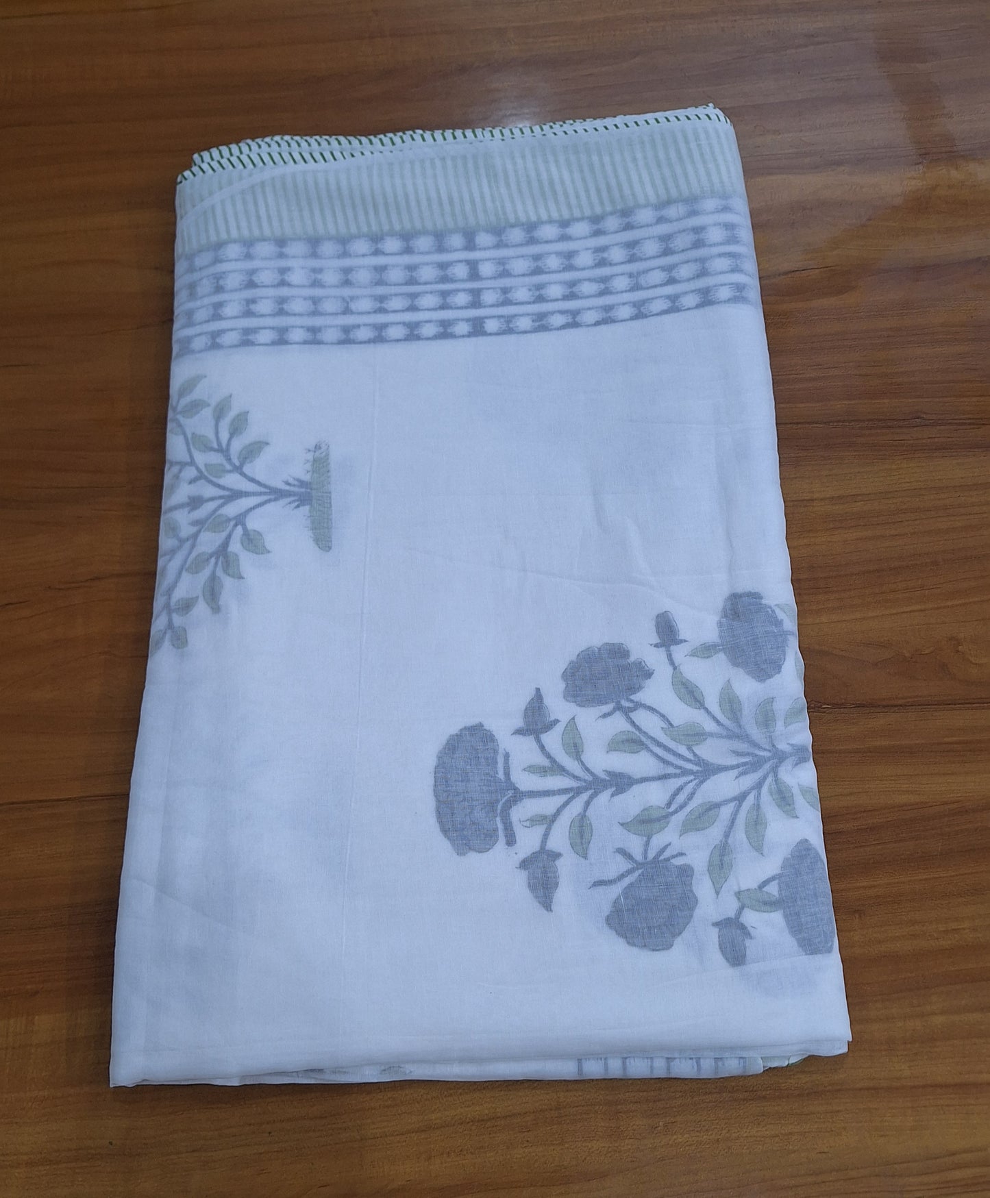 Hand Block Beautiful Buta Printed Cotton Dohar
