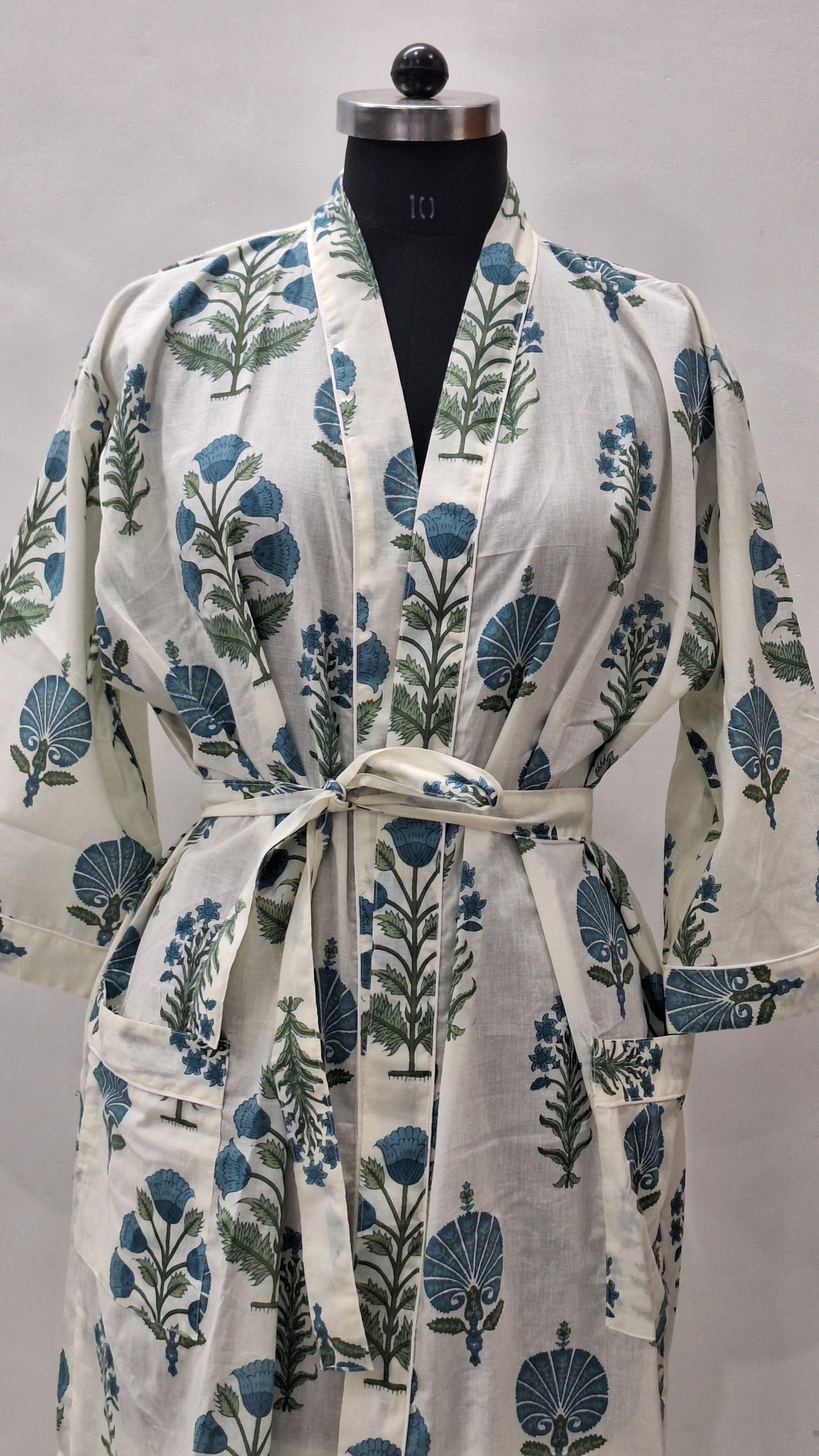 Beautiful buta printed cotton bathrobe