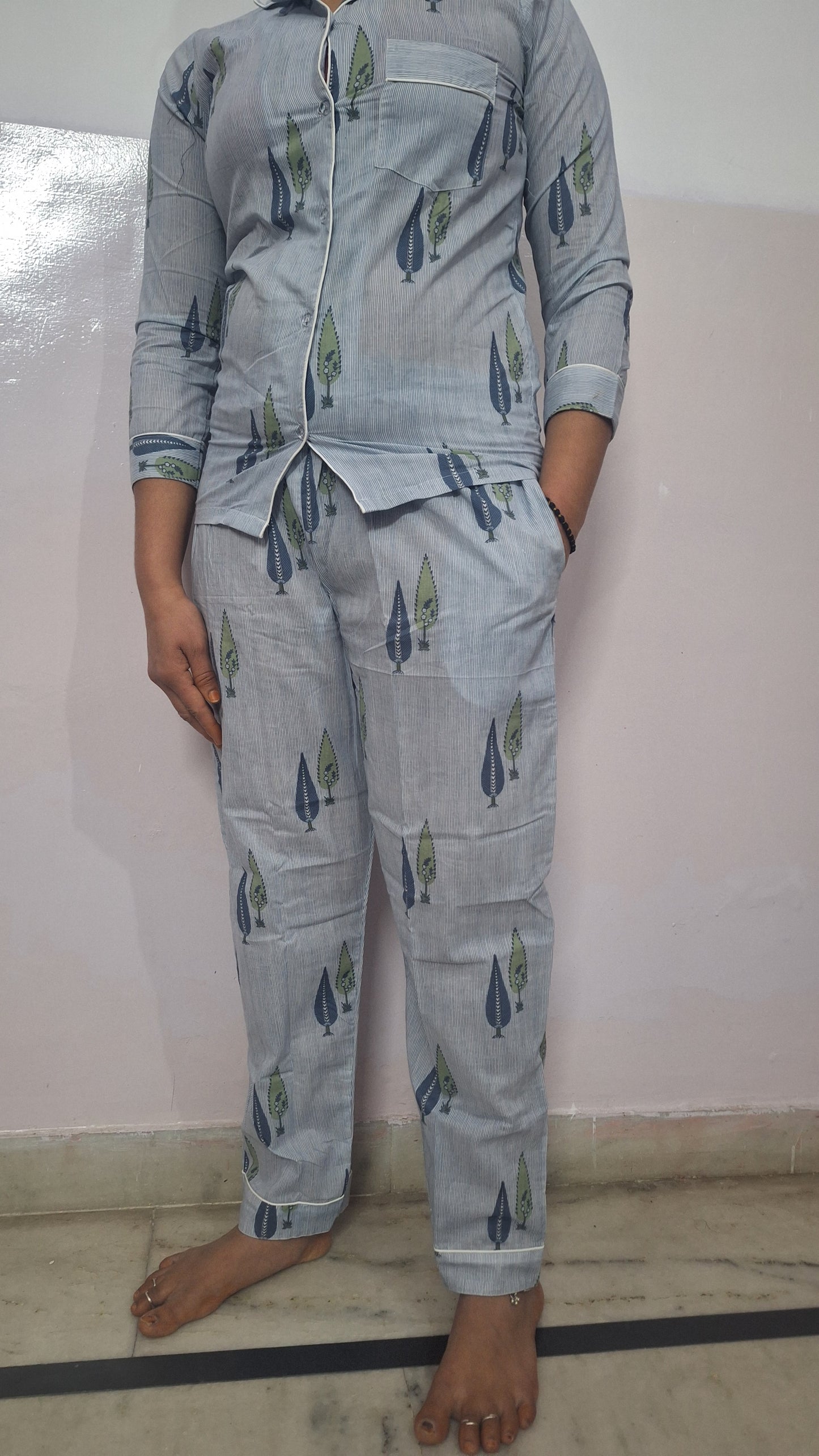 Gray Floral Print Cotton women`s Night Suit