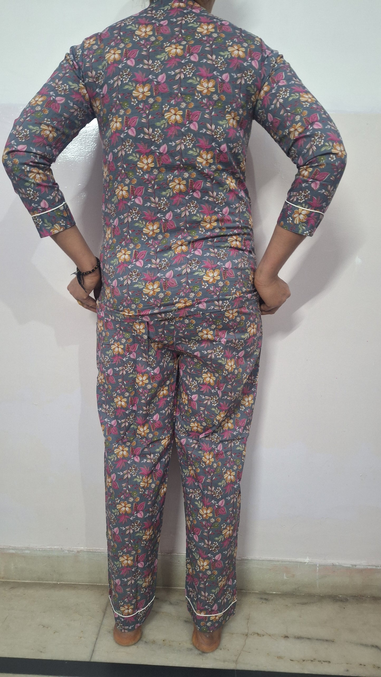 Butterfly Floral Jaal Print Women`s Cotton Night Suit