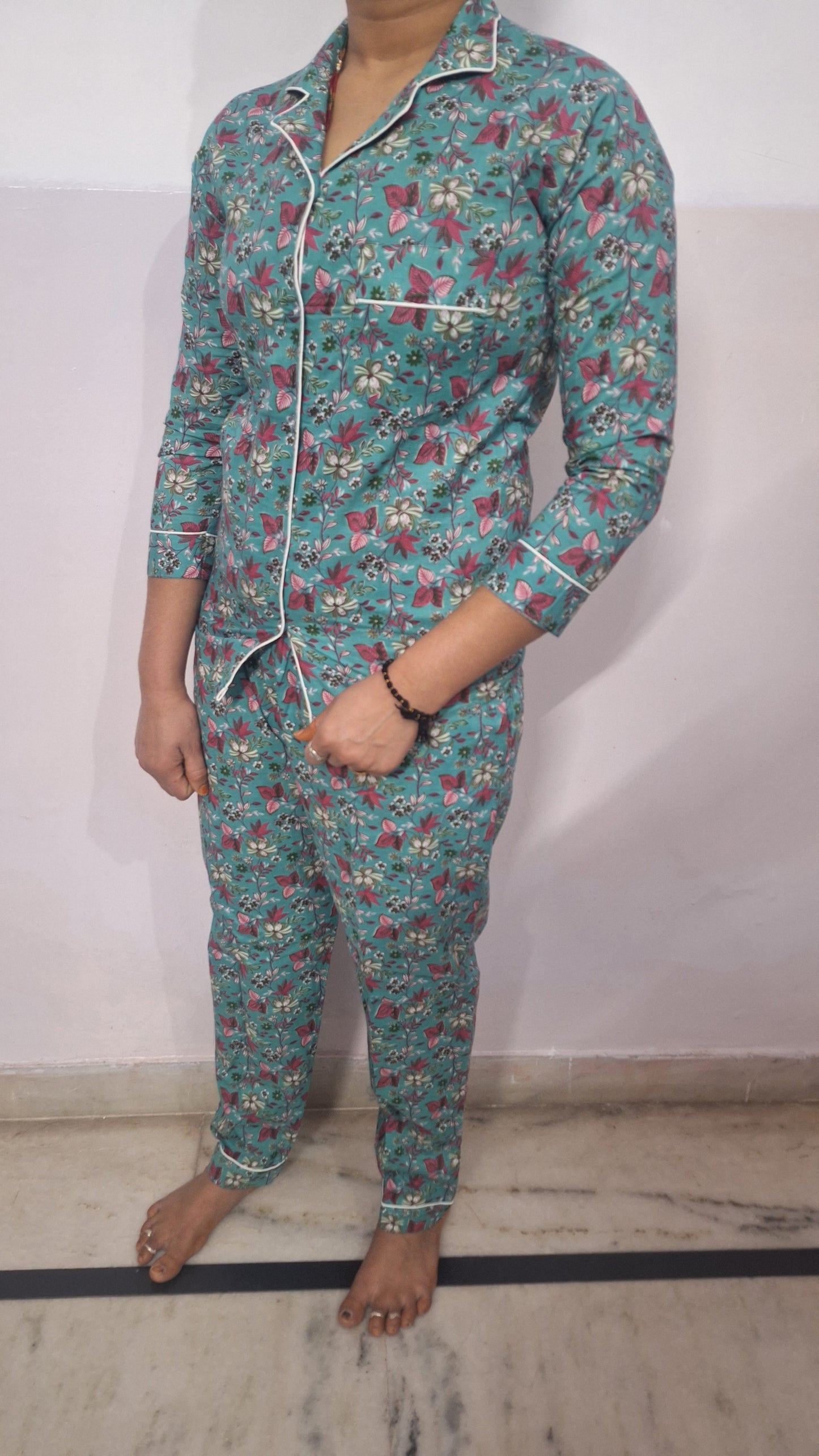 Green Butterfly Floral Print Cotton Women`s Night Suit