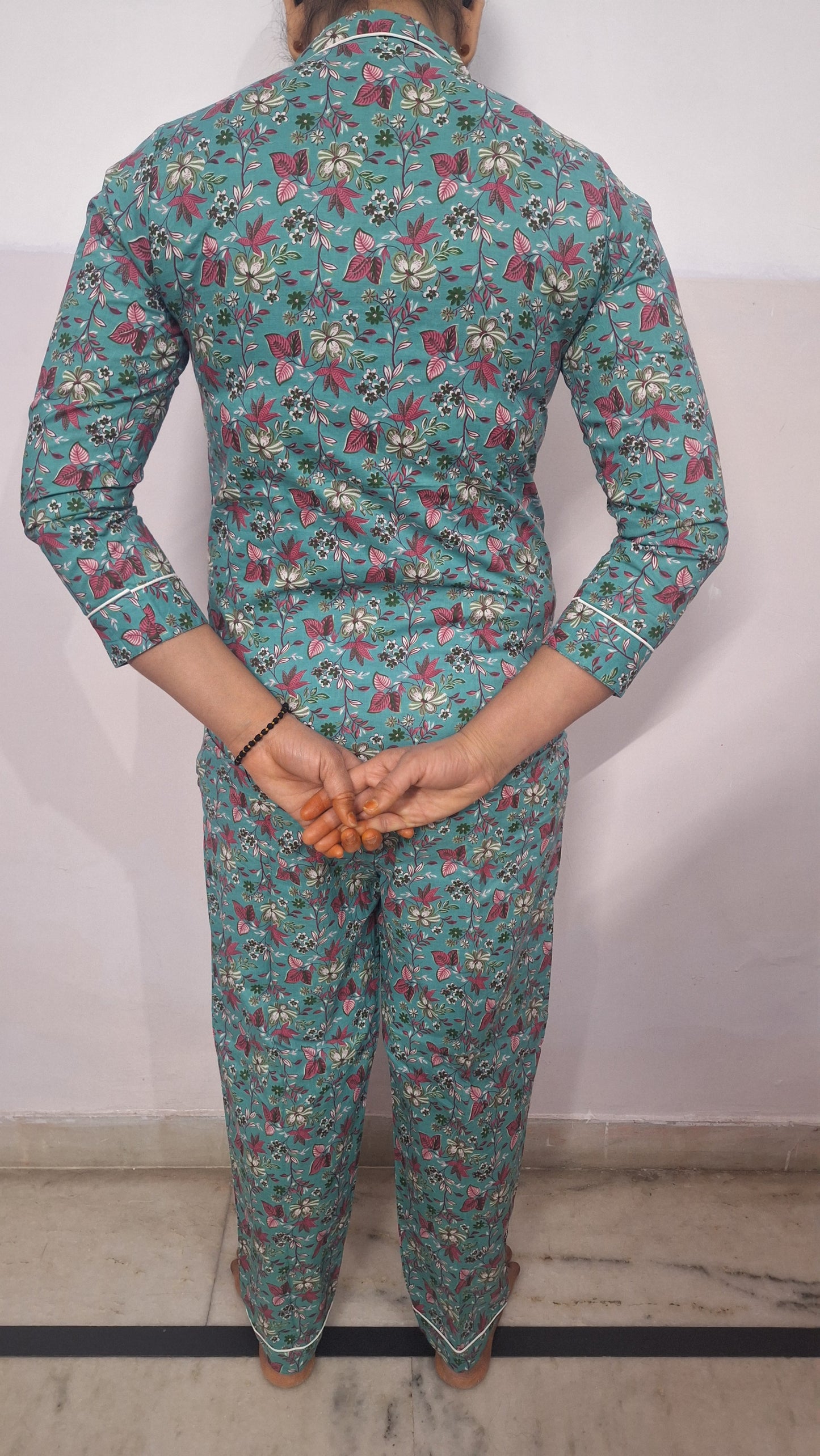 Green Butterfly Floral Print Cotton Women`s Night Suit