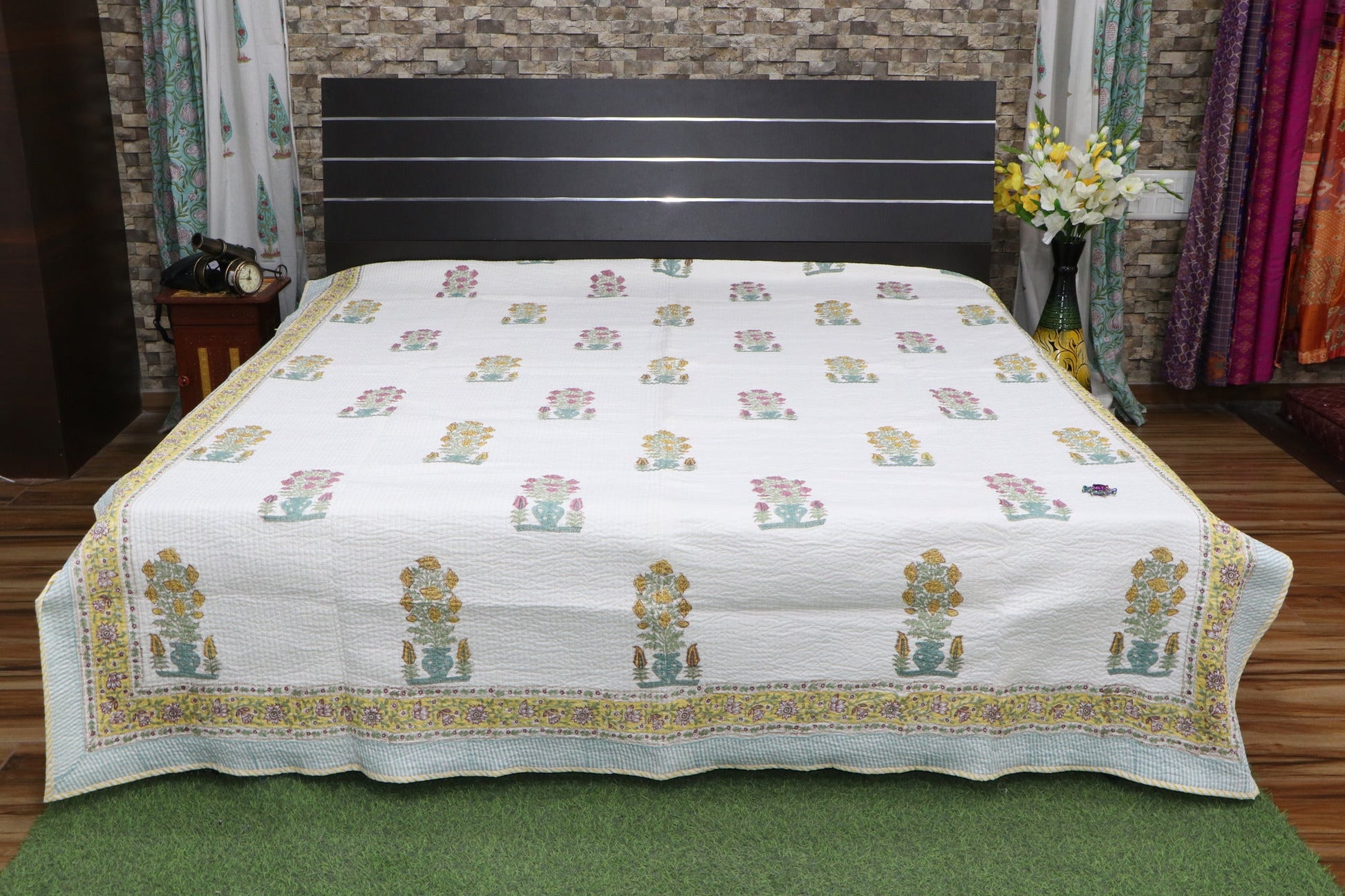 Beautiful-Guldasta-Hand-Block-Printed-Quilted-Bedcover