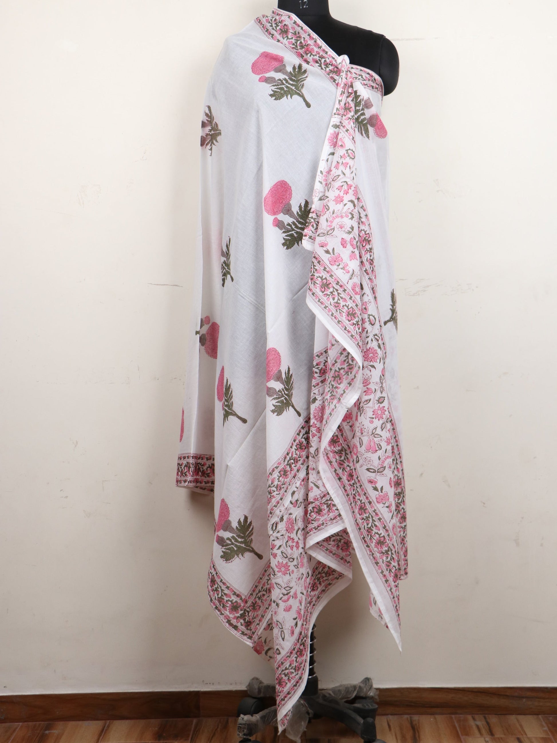 Beautiful-Marigold-Buta-Hand-Block-Printed-Cotton-Dupatta
