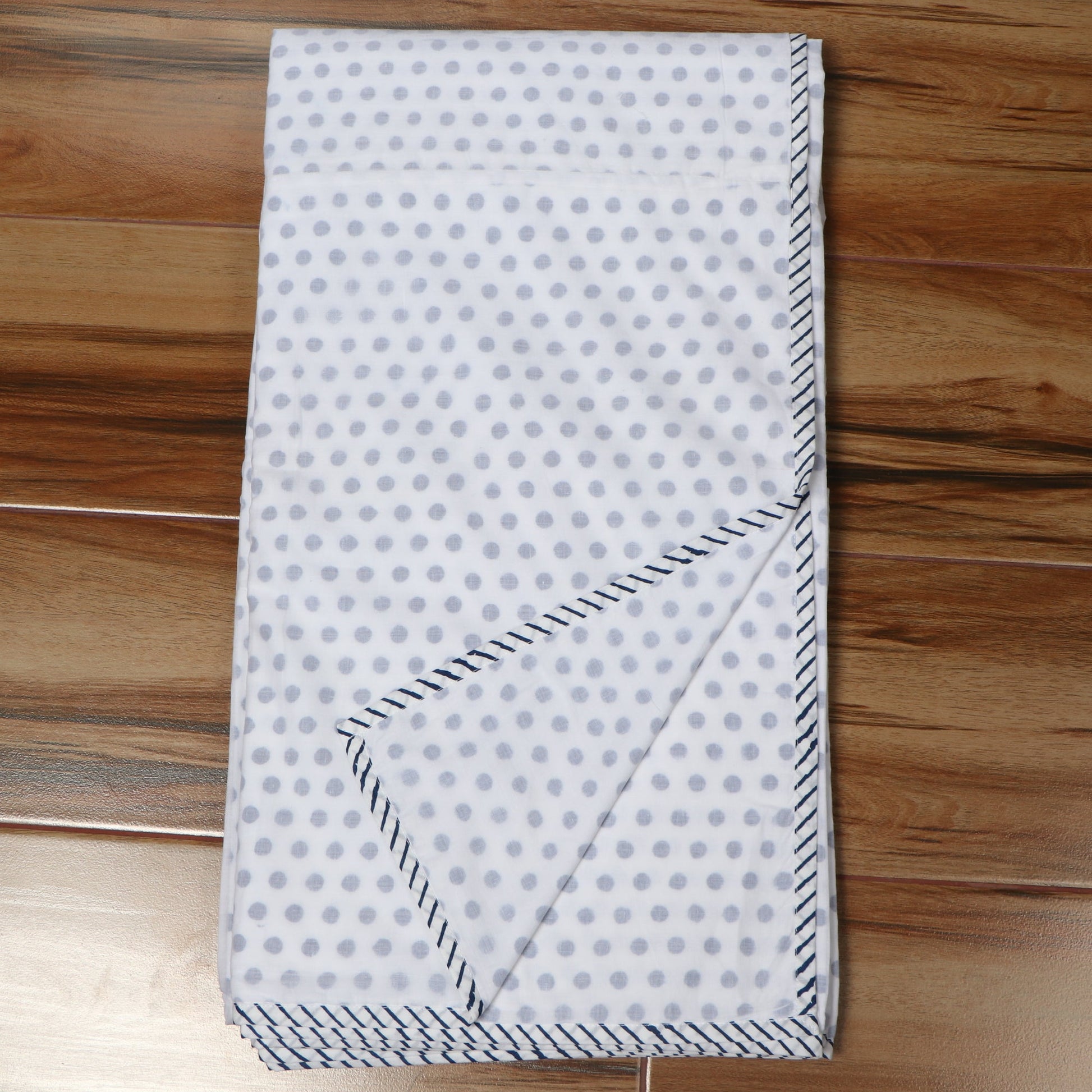 Beautiful-Polka-Dot-Printed-Cotton-Dohar