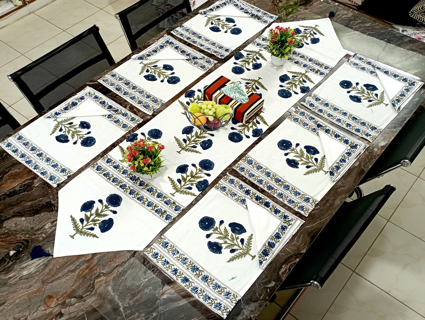 Blue-Mughal-Buta-Printed-Cotton-Table-Mat-Set
