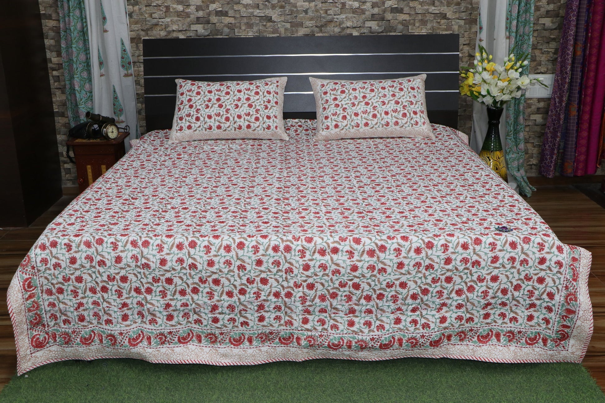 Indian-Floral-Jaal-Printed-Quilted-Bedcover